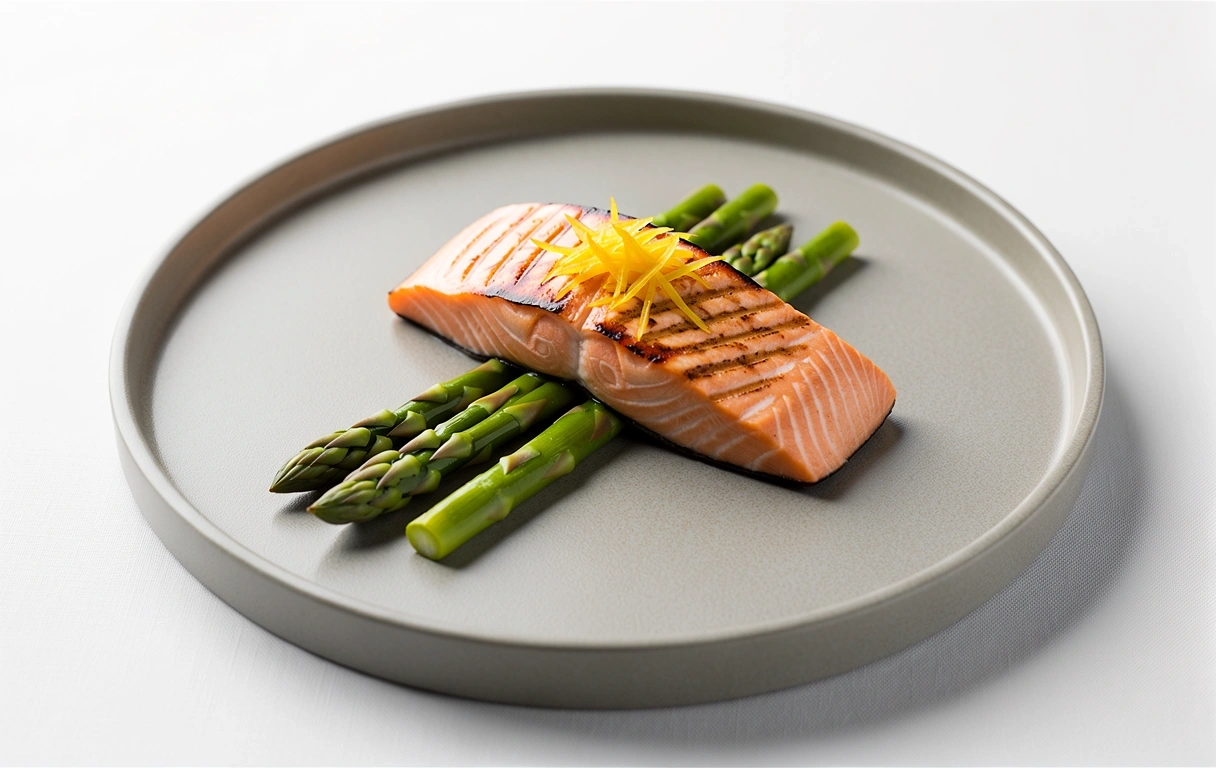 Ästhetisch angerichtete, gesunde Mahlzeit